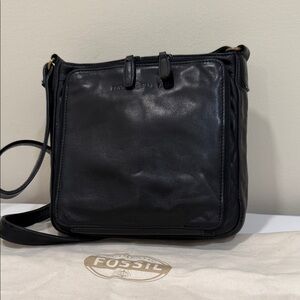 *Fossil Midnight Black Leather Crossbody Bag with Dust Cover